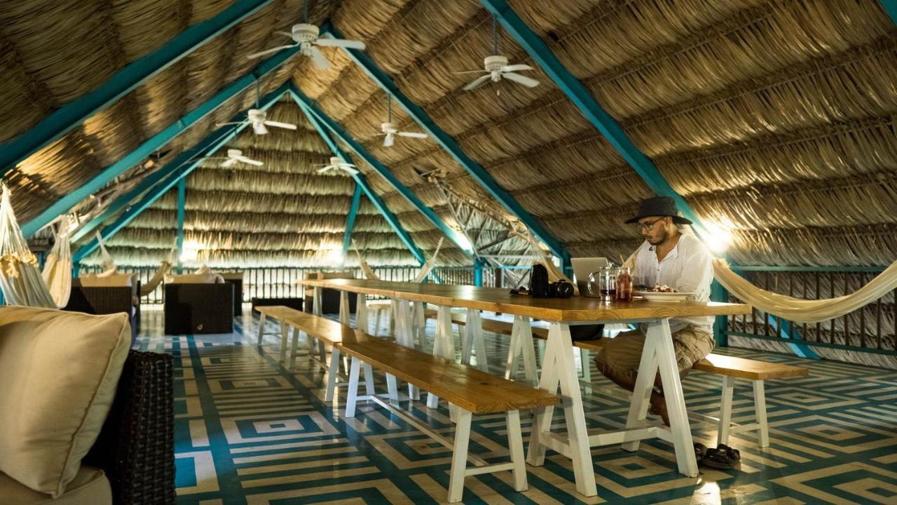 Jungle Lodge Tikal Hostal Kültér fotó